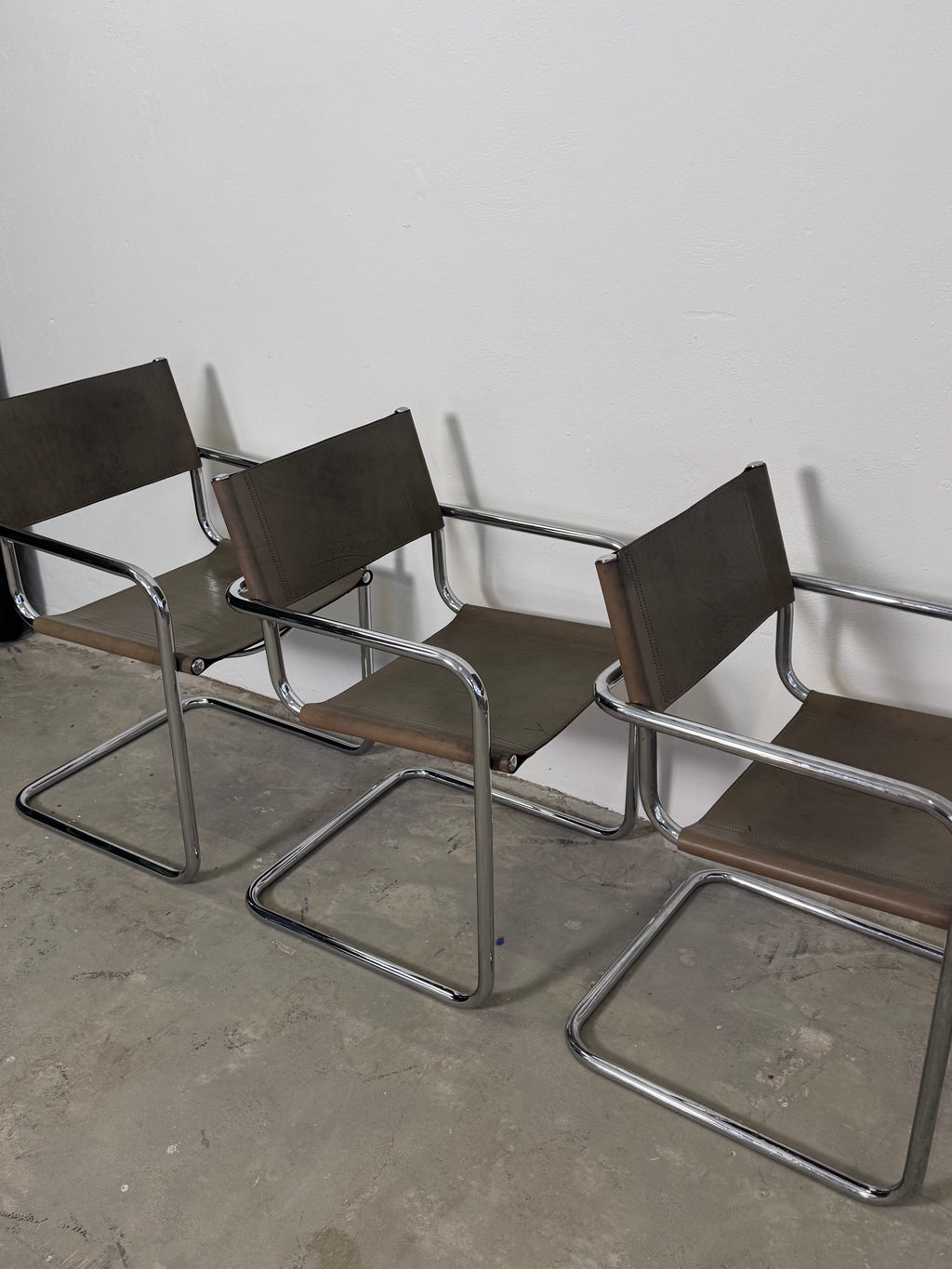 Grauer Modell MG5 Ledersessel von Mart Stam & Marcel Breuer für Matteo Grassi, 1980er