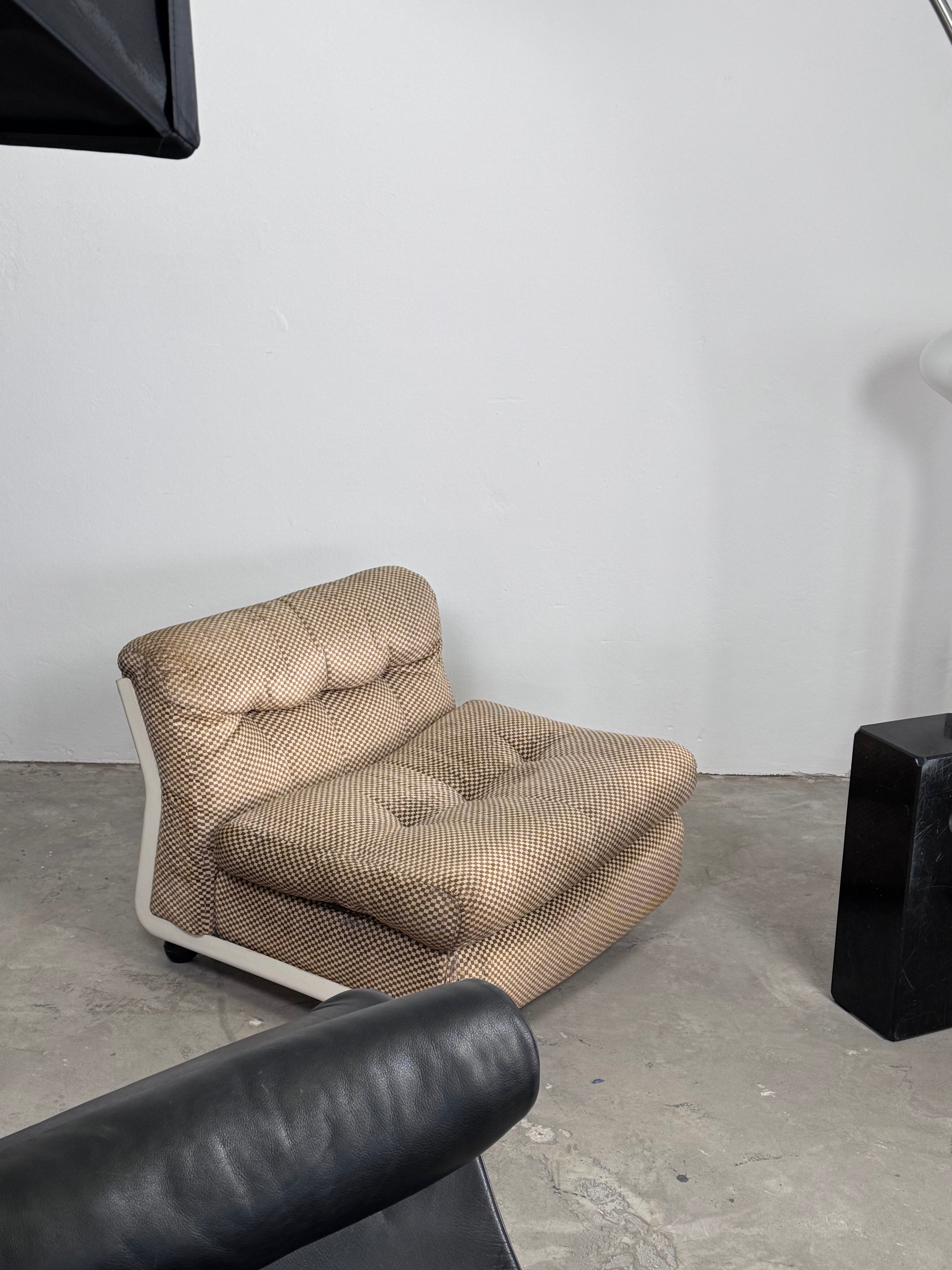 1/2 Amanta armchair Sessel by Mario Bellini originalem beige/cremefarbenem Karo-Bezugsstoff, C&B Italia