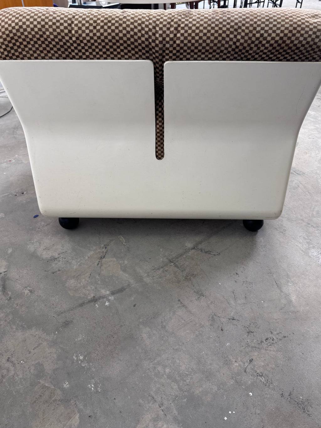 1/2 Amanta armchair Sessel by Mario Bellini originalem beige/cremefarbenem Karo-Bezugsstoff, C&B Italia