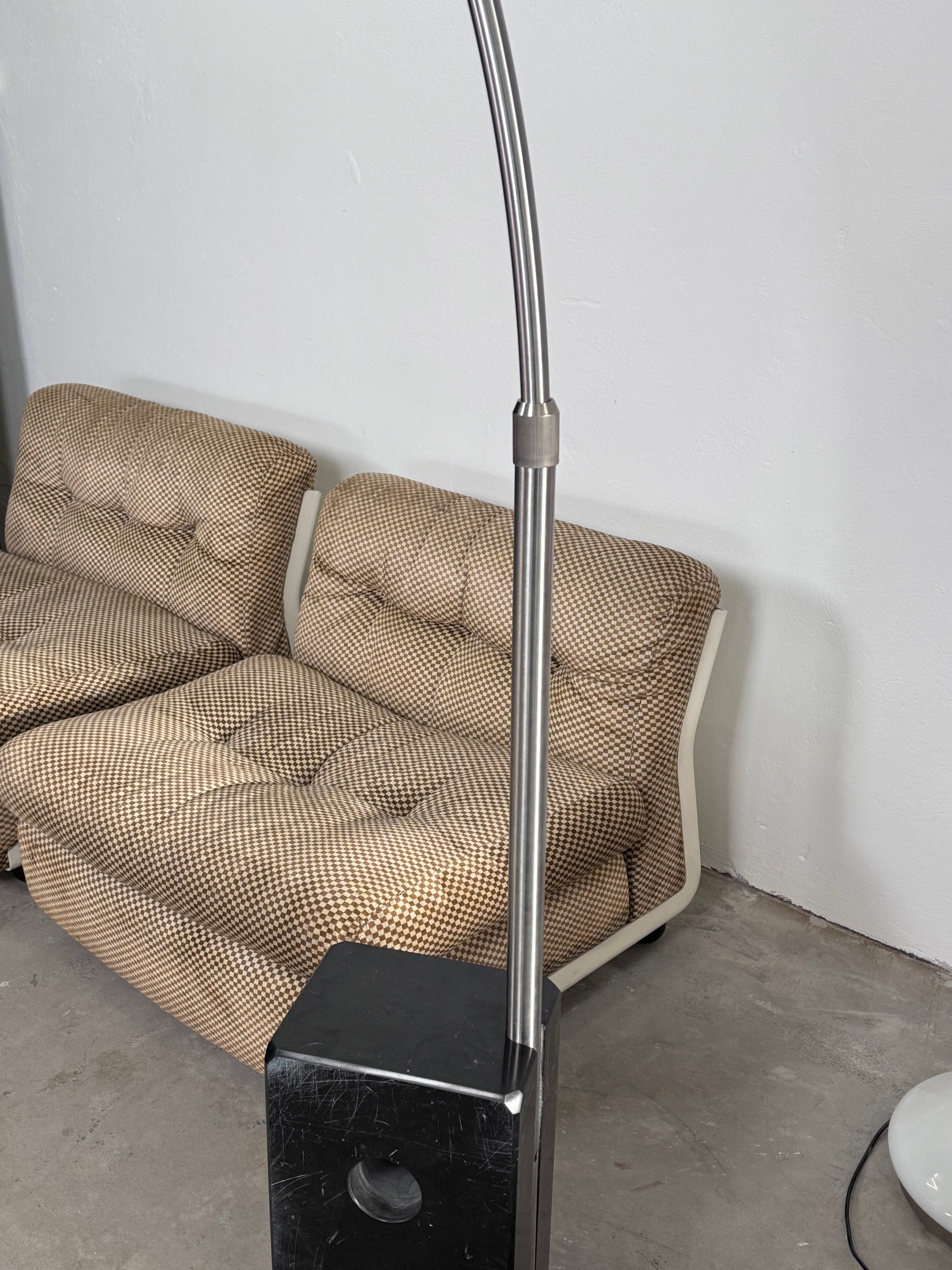 1/2 Amanta armchair Sessel by Mario Bellini originalem beige/cremefarbenem Karo-Bezugsstoff, C&B Italia