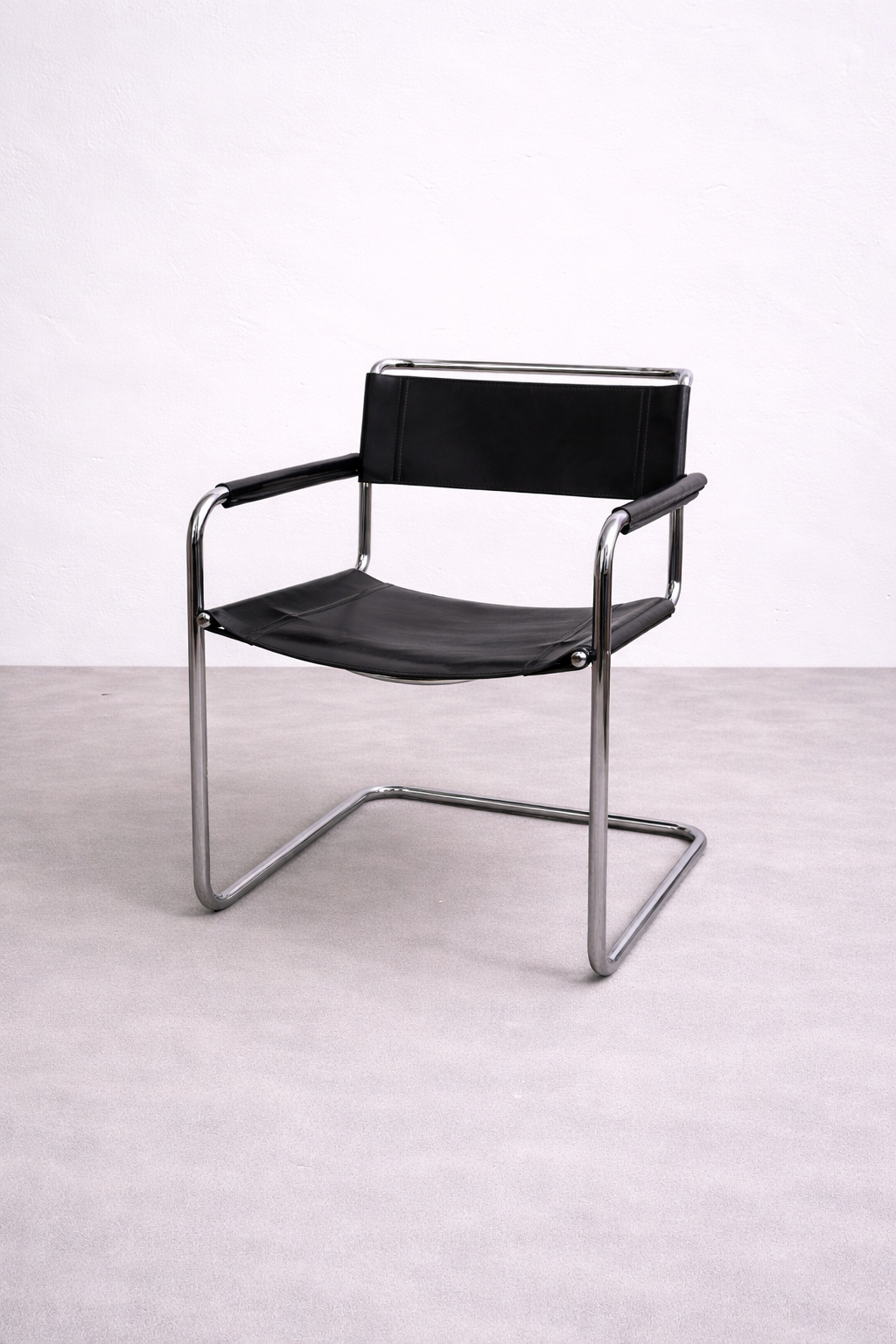 Mart Stam Lederstuhl für Jox Interni Italien | Vintage Design Klassiker | Schwarzes Leder & Chromstahl