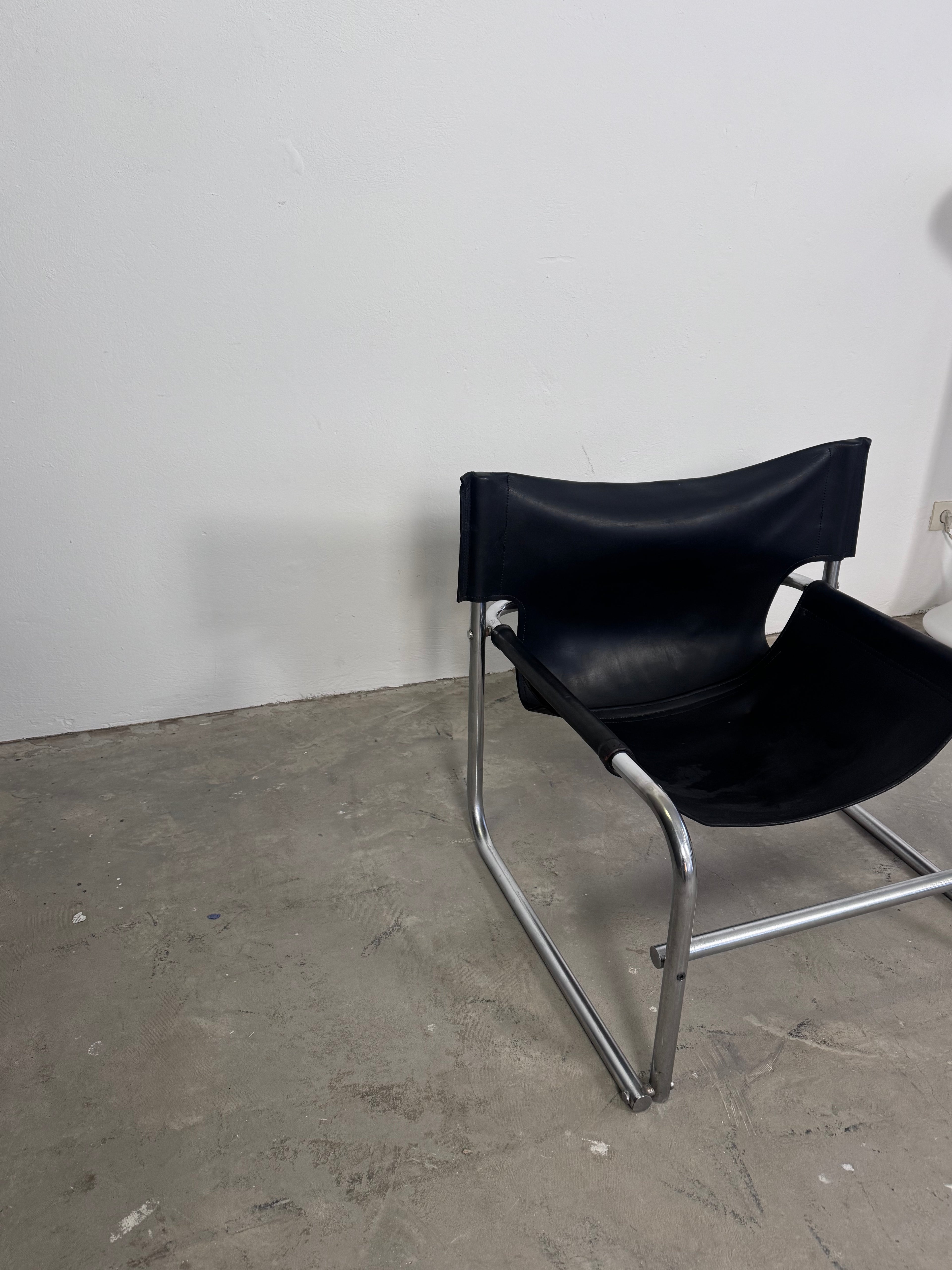 Rodney Kinsman T1 Lounge Chair für OMK, 1960er – Vintage Ledersessel aus Stahlrohr – Mid Century Designklassiker