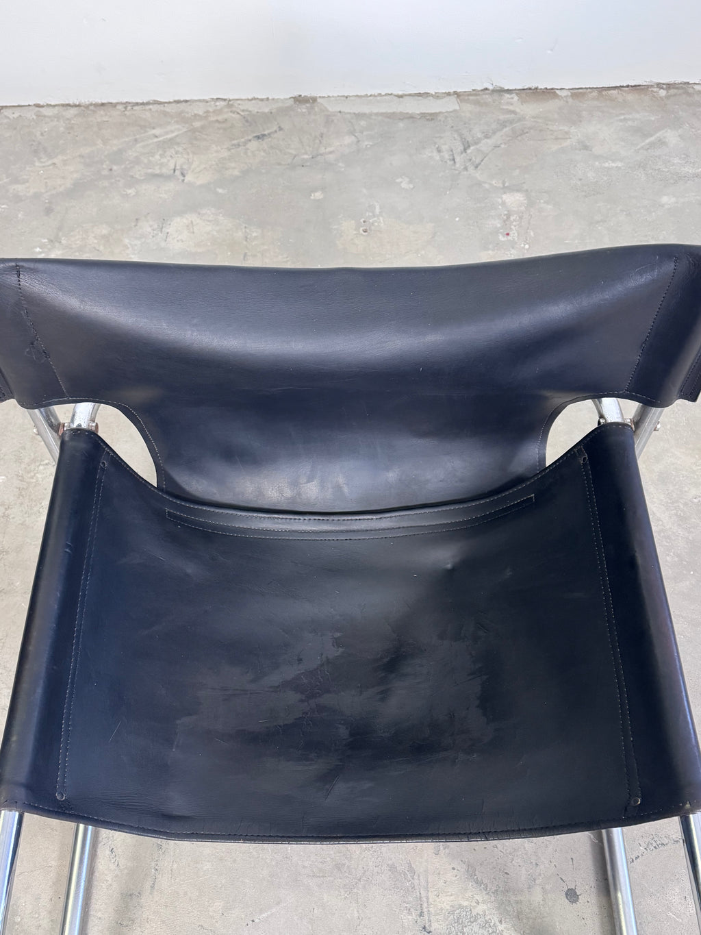Rodney Kinsman T1 Lounge Chair für OMK, 1960er – Vintage Ledersessel aus Stahlrohr – Mid Century Designklassiker