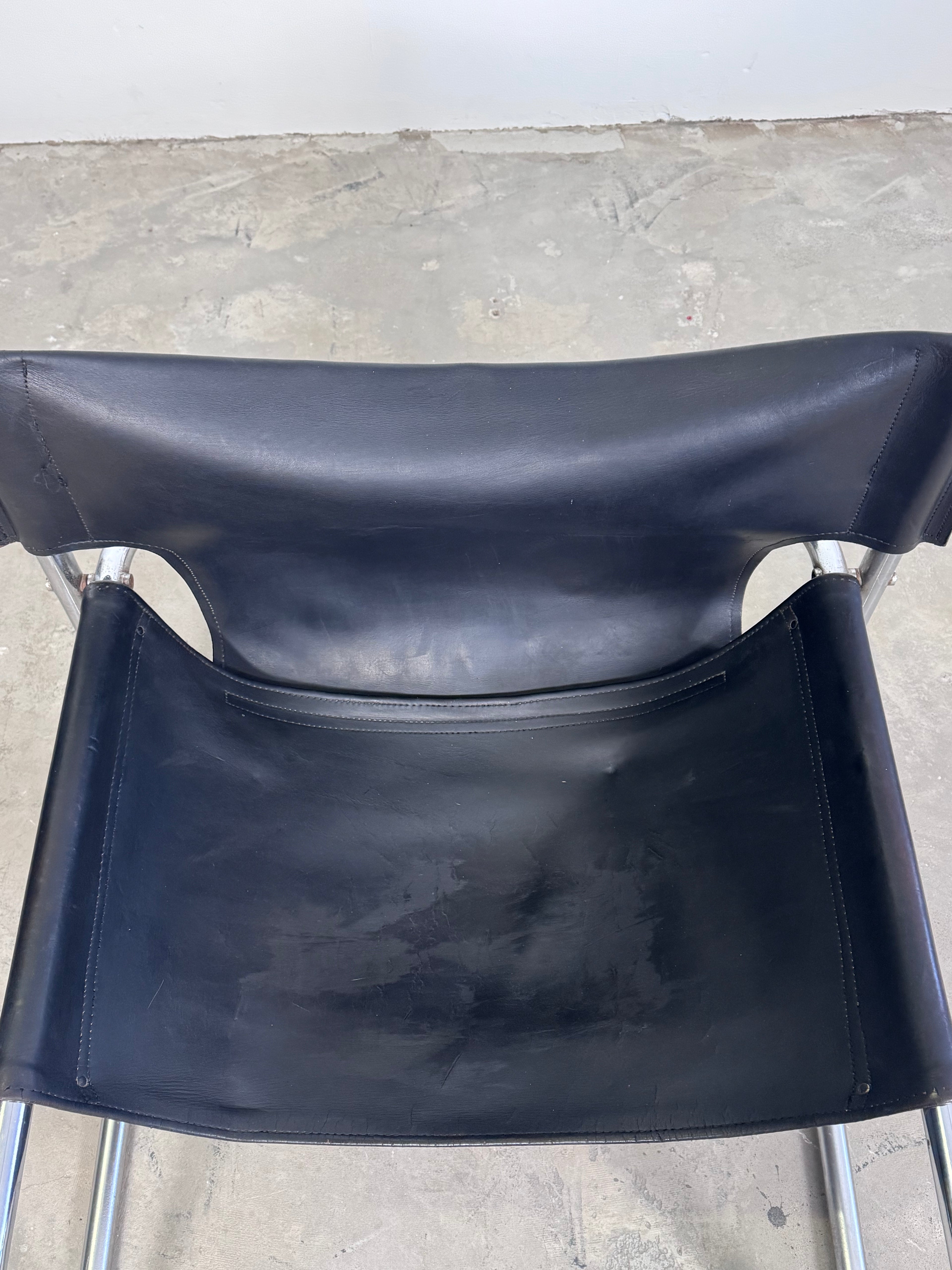 Rodney Kinsman T1 Lounge Chair für OMK, 1960er – Vintage Ledersessel aus Stahlrohr – Mid Century Designklassiker