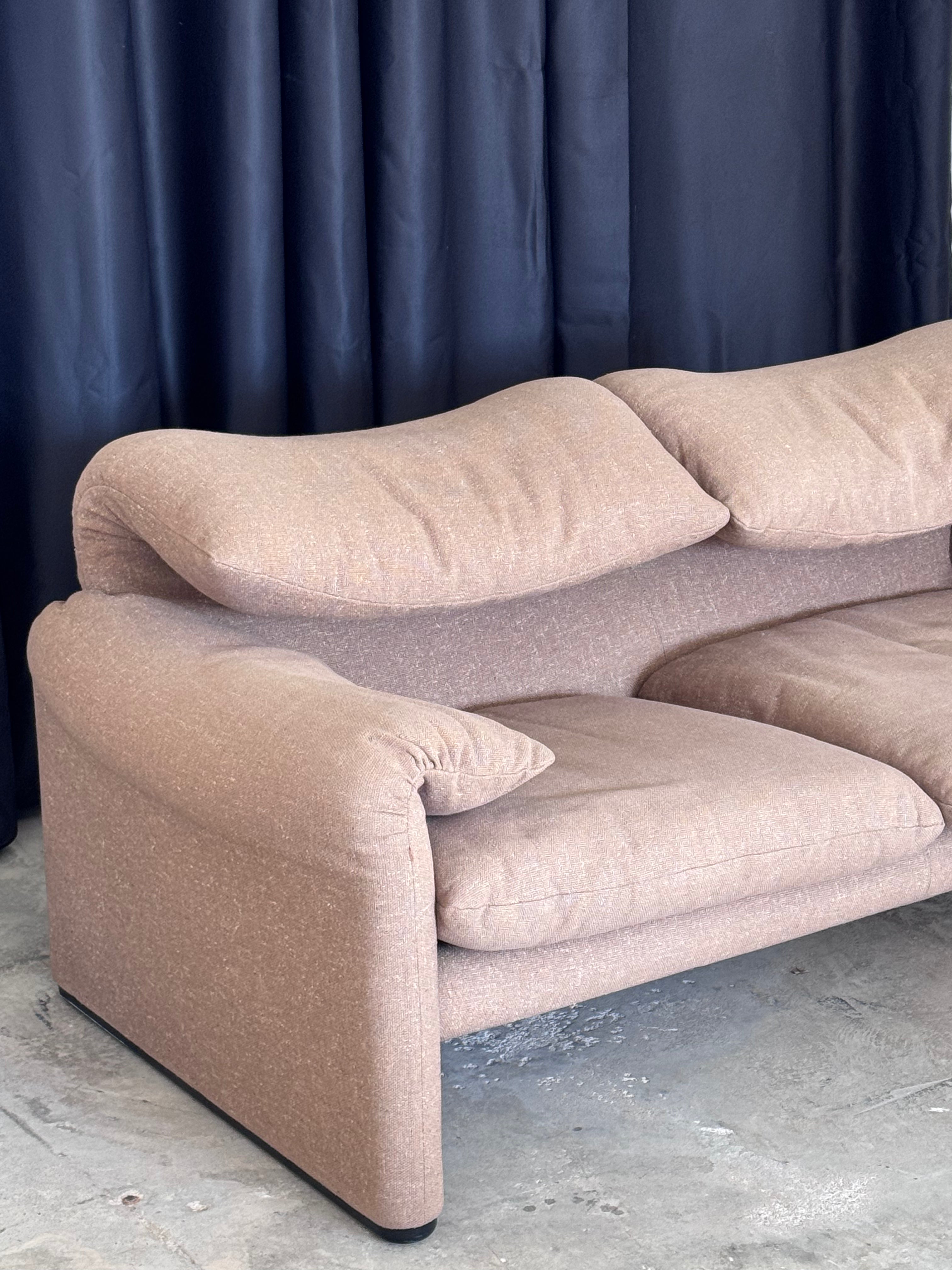 1/2 Cassina Maralunga Sofa 1970er | Vico Magistretti | Vintage Design Klassiker | Leinenbezug | 2er Sofa