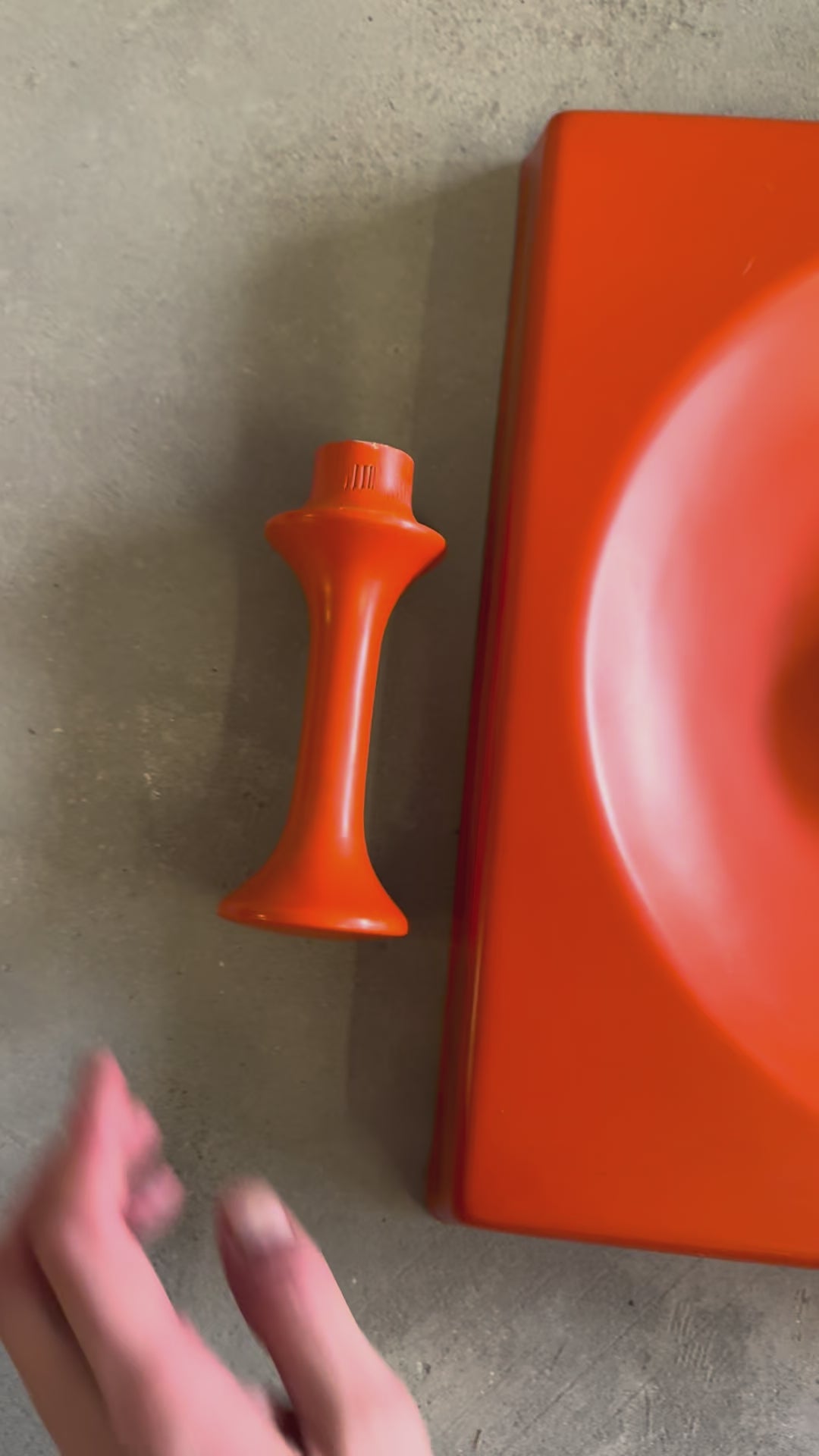 Vintage Schönbuch Quadro Garderoben-Element, 1970er, Orange, Mid-Century Wandgarderobe, Modulares Design