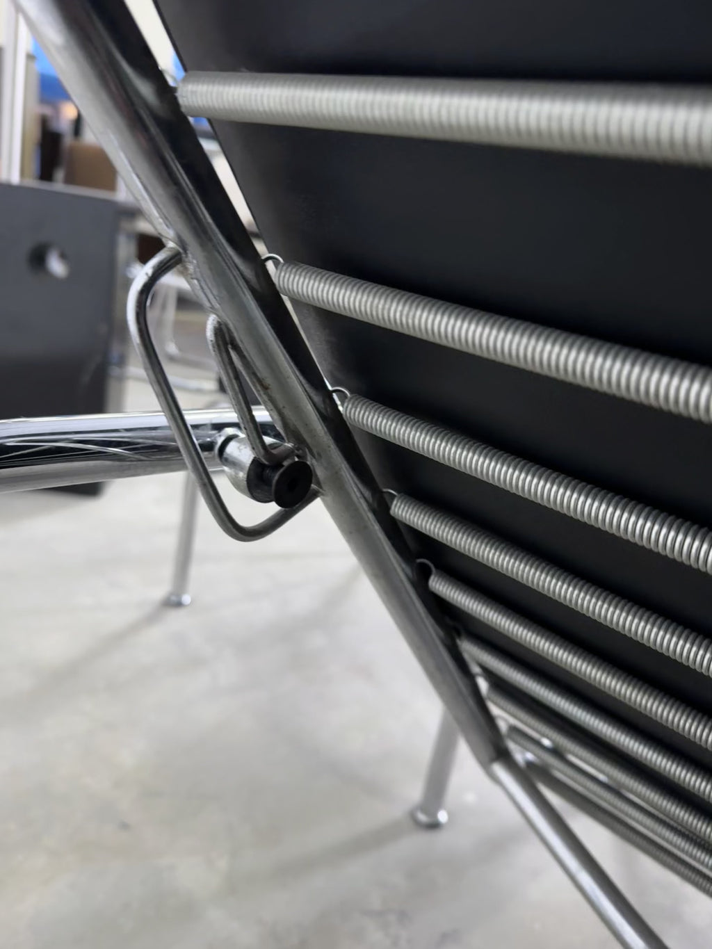 Genni Sessel von Gabriele Mucchi für Zanotta, Leder & Chrom, 1970er, Vintage