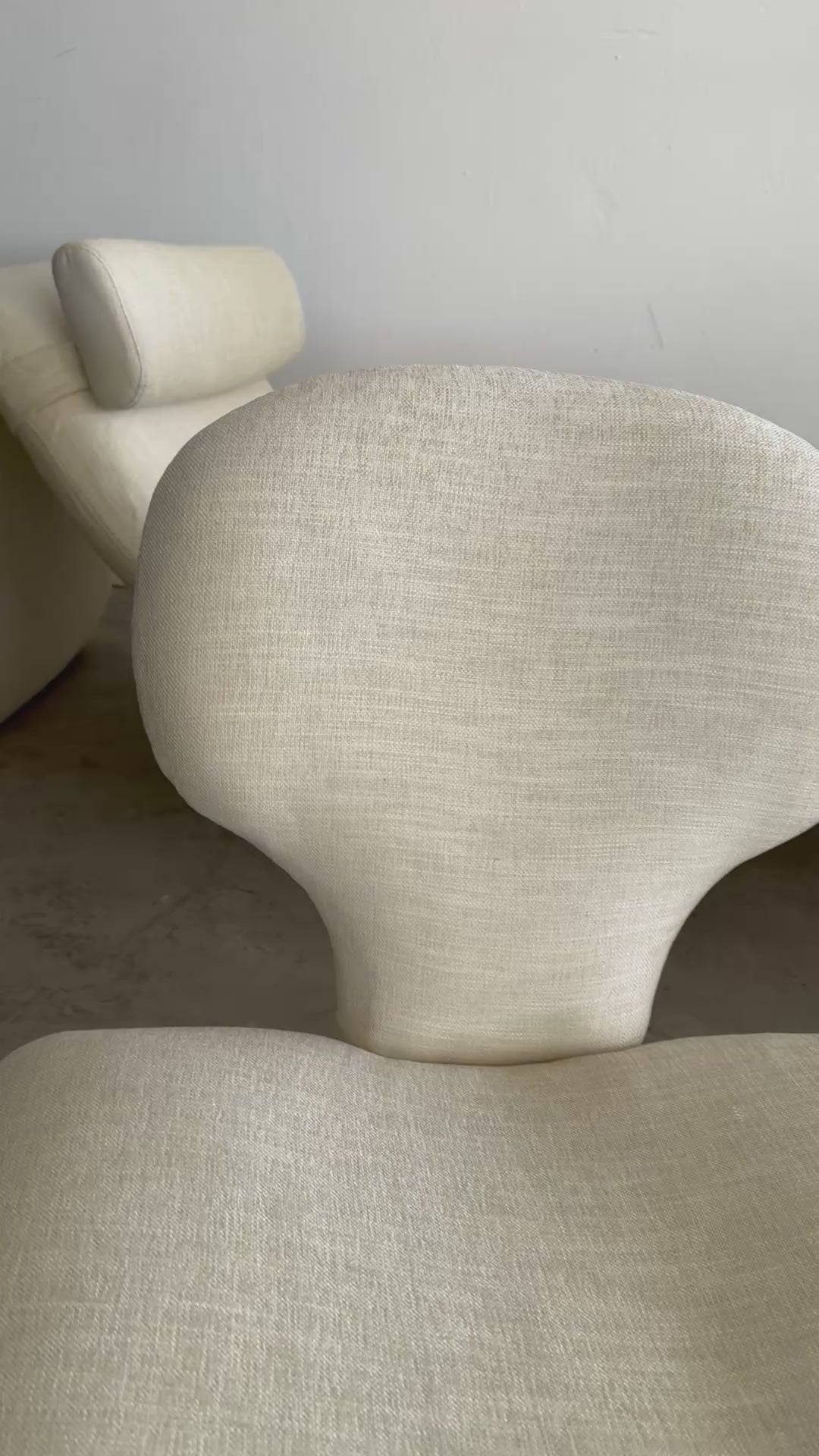 Djinn 2-Sitzer Sofa in Creme Bouclé von Olivier Mourgue für Airborne, 1970er