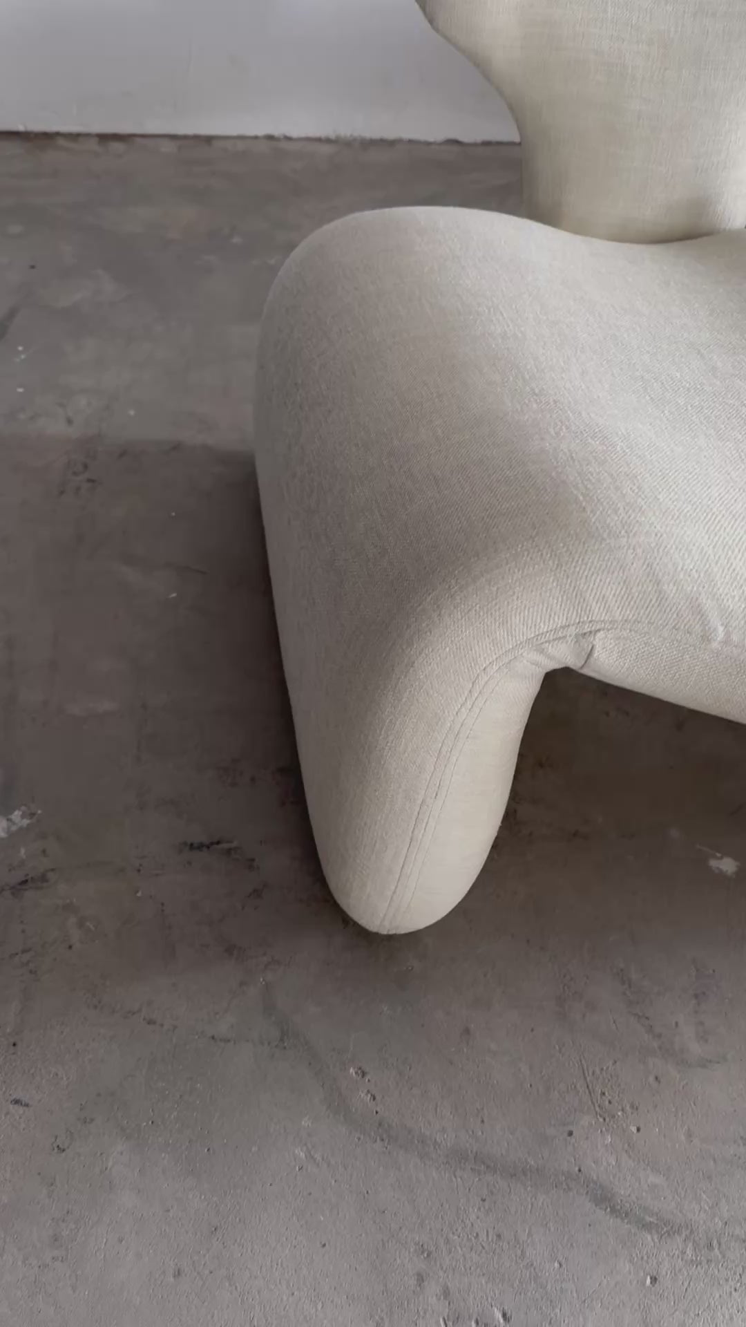 Djinn 2-Sitzer Sofa in Creme Bouclé von Olivier Mourgue für Airborne, 1970er